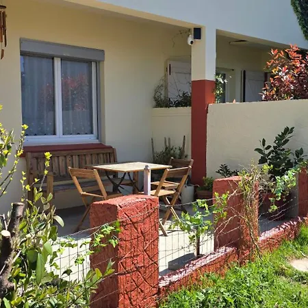 Hébergement de vacances Maison Au Calme Avec Jardin Clos